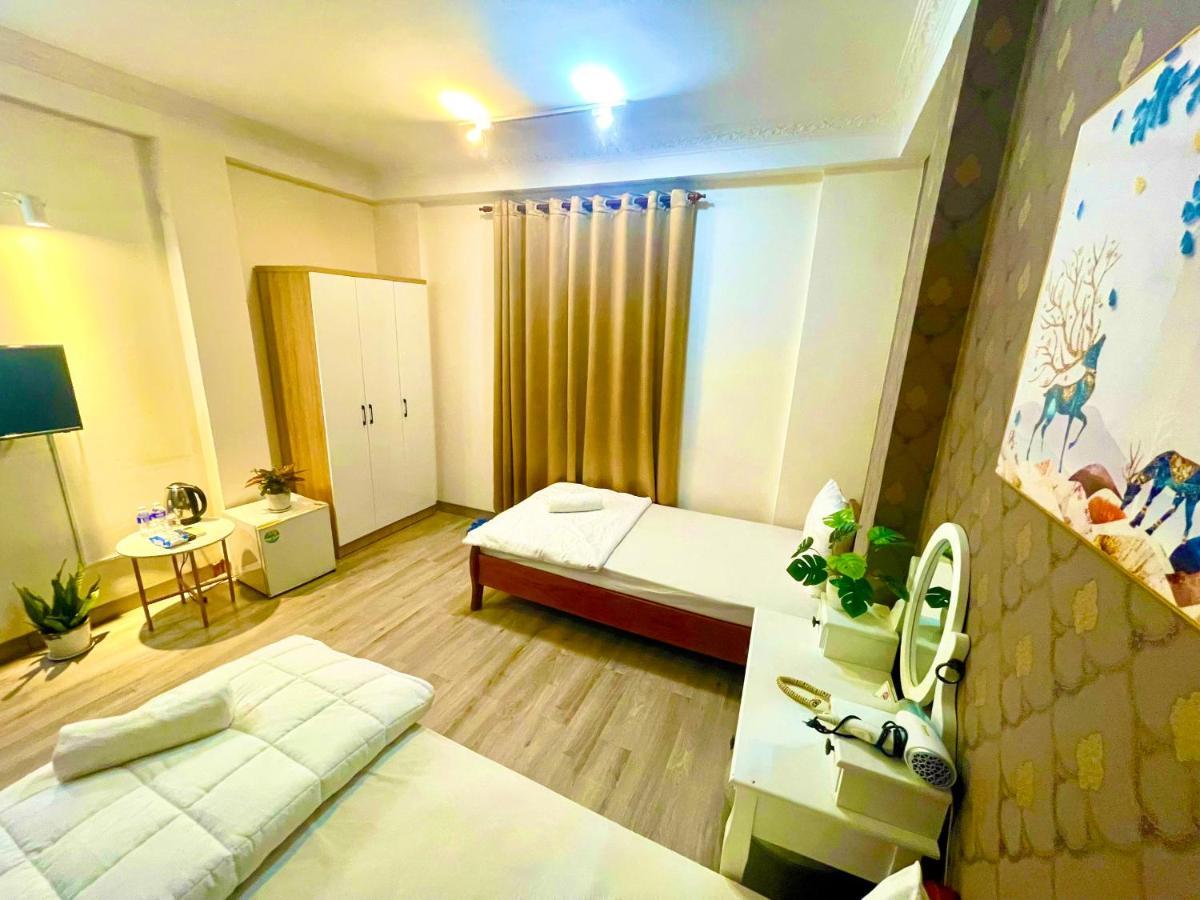 ánh Thiên Khách sạn 2*